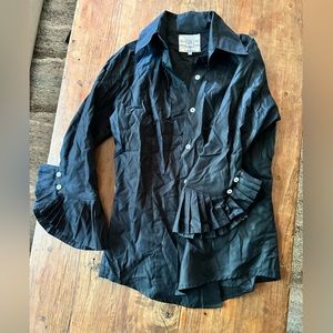 Fashionable women’s blouse